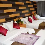 Hotel Safari Two